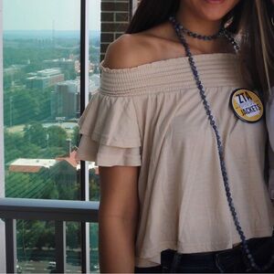 Lulu’s cropped off the shoulder top. Size XS